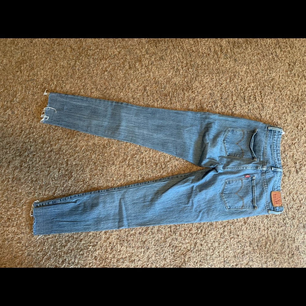 Levi jeans